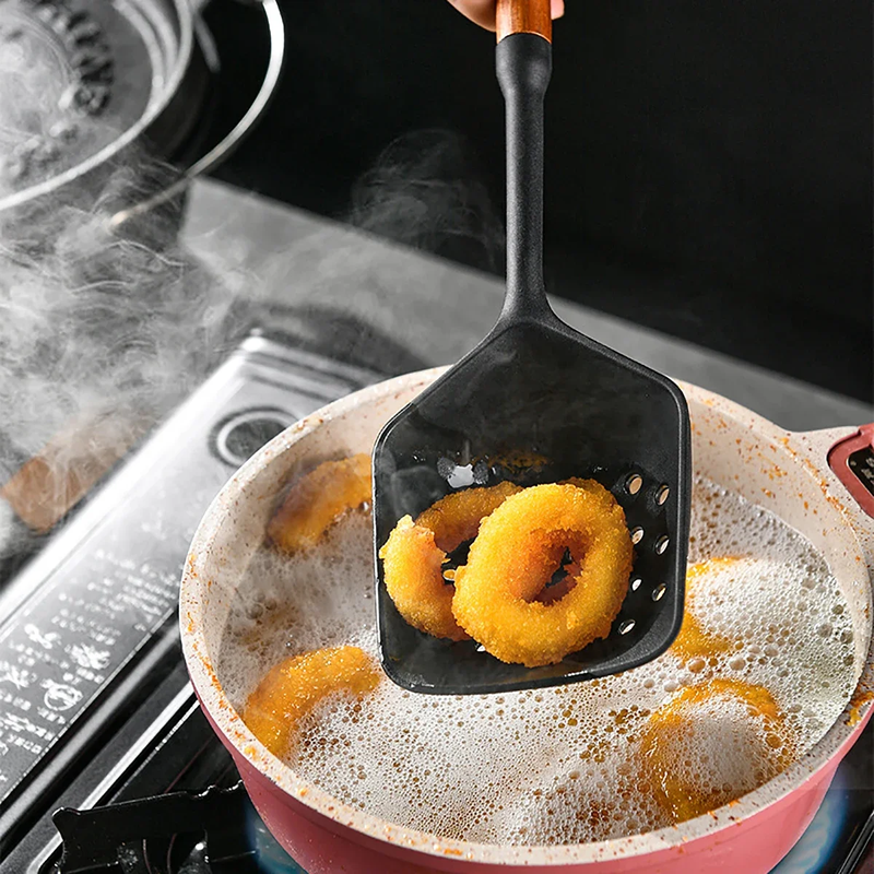 Purease Silicone Kitchen Utensil Set – Wooden Handle Non-Stick Cookware