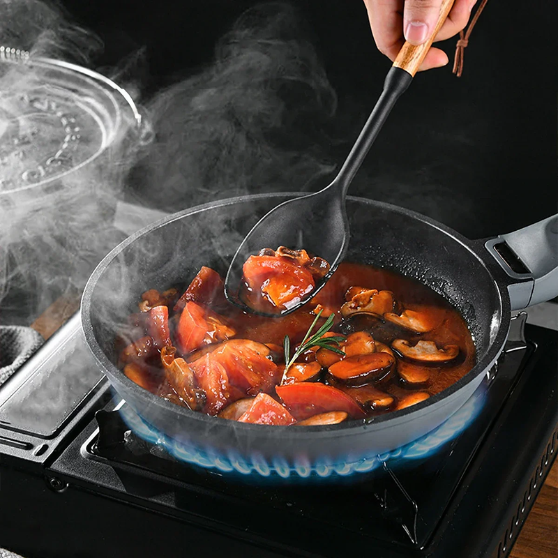 Purease Silicone Kitchen Utensil Set – Wooden Handle Non-Stick Cookware